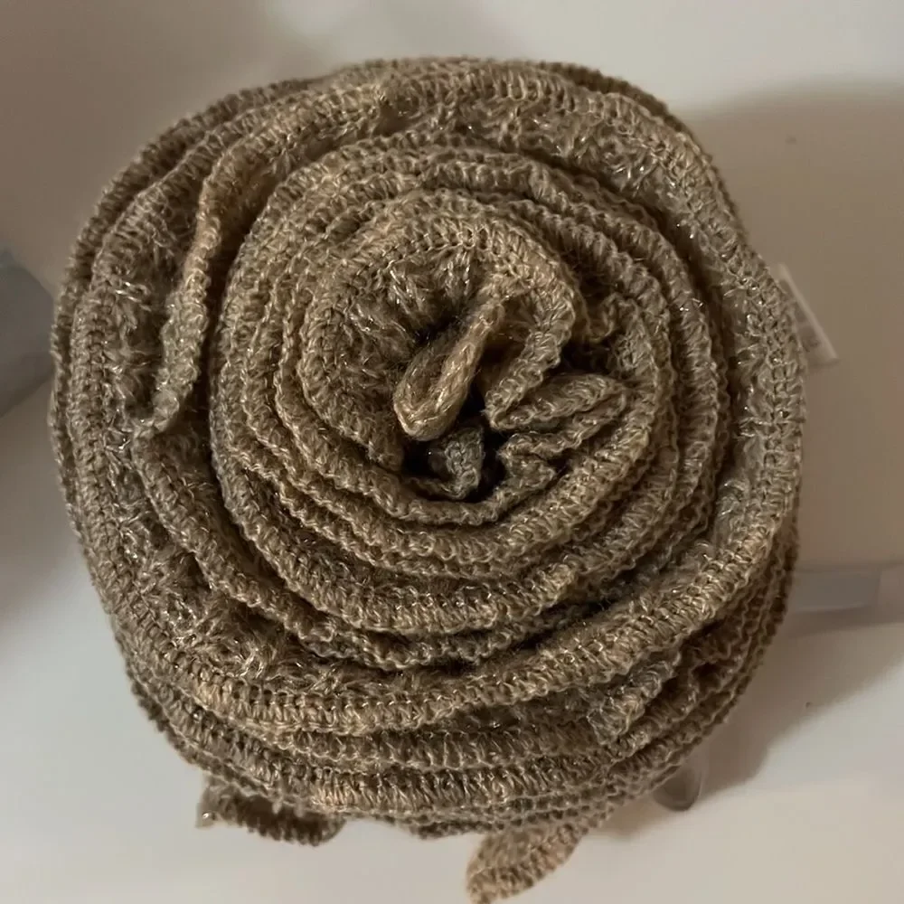Collection 18 The Rosette Boa Scarf Winter Scarf Gift Box Knitted Rose